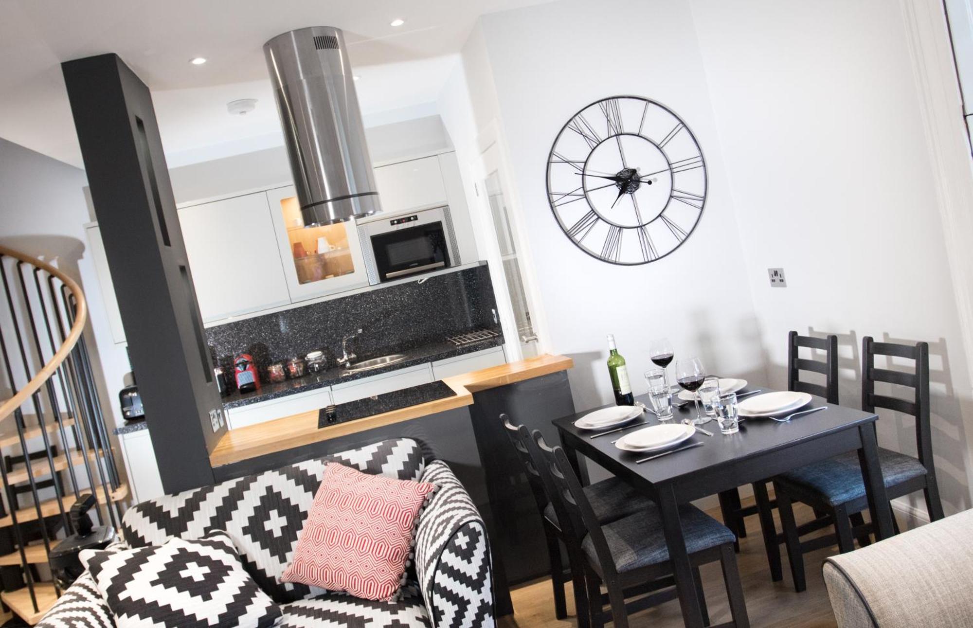 Glenmoriston Town House Apartments 인버네스 외부 사진