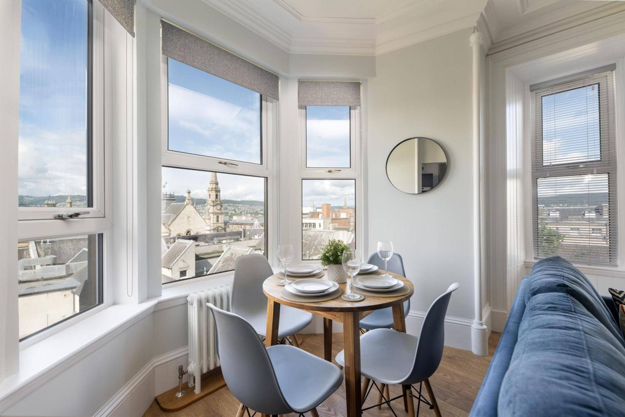 Glenmoriston Town House Apartments 인버네스 외부 사진